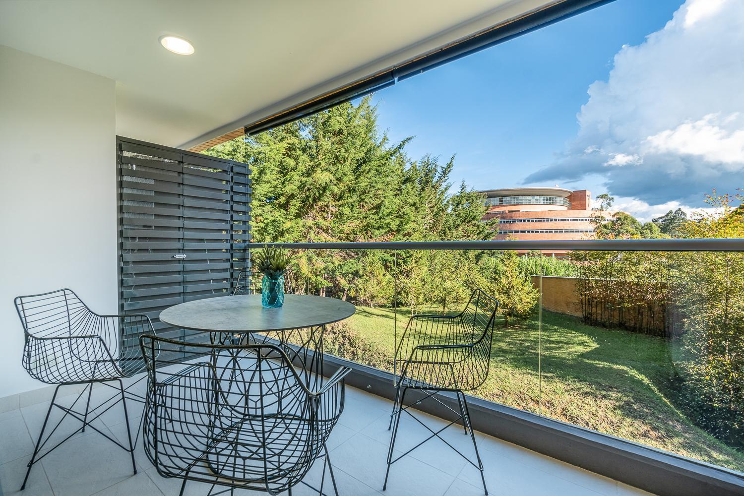 Portanova Suites By Adventu Rionegro Exteriör bild