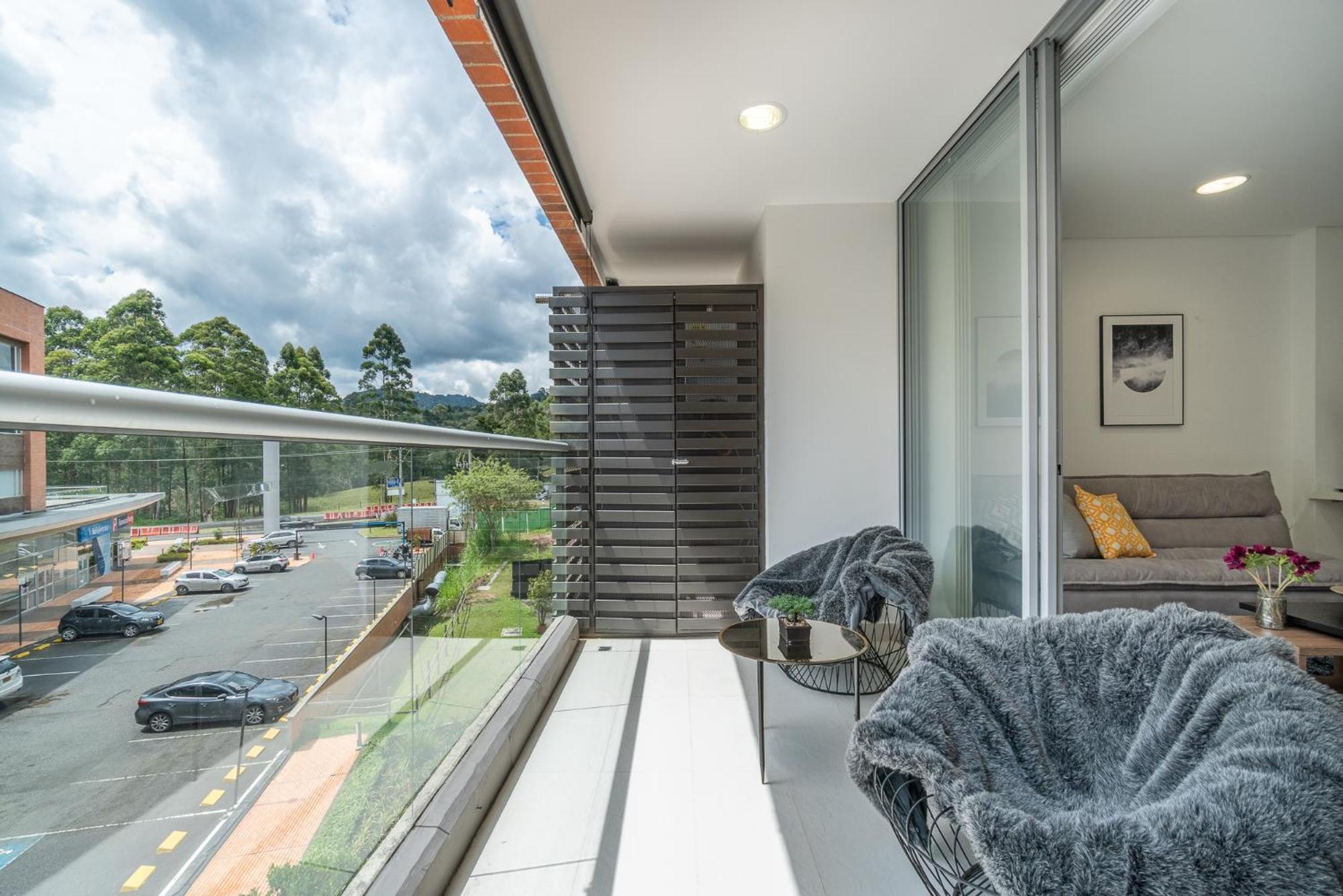 Portanova Suites By Adventu Rionegro Exteriör bild