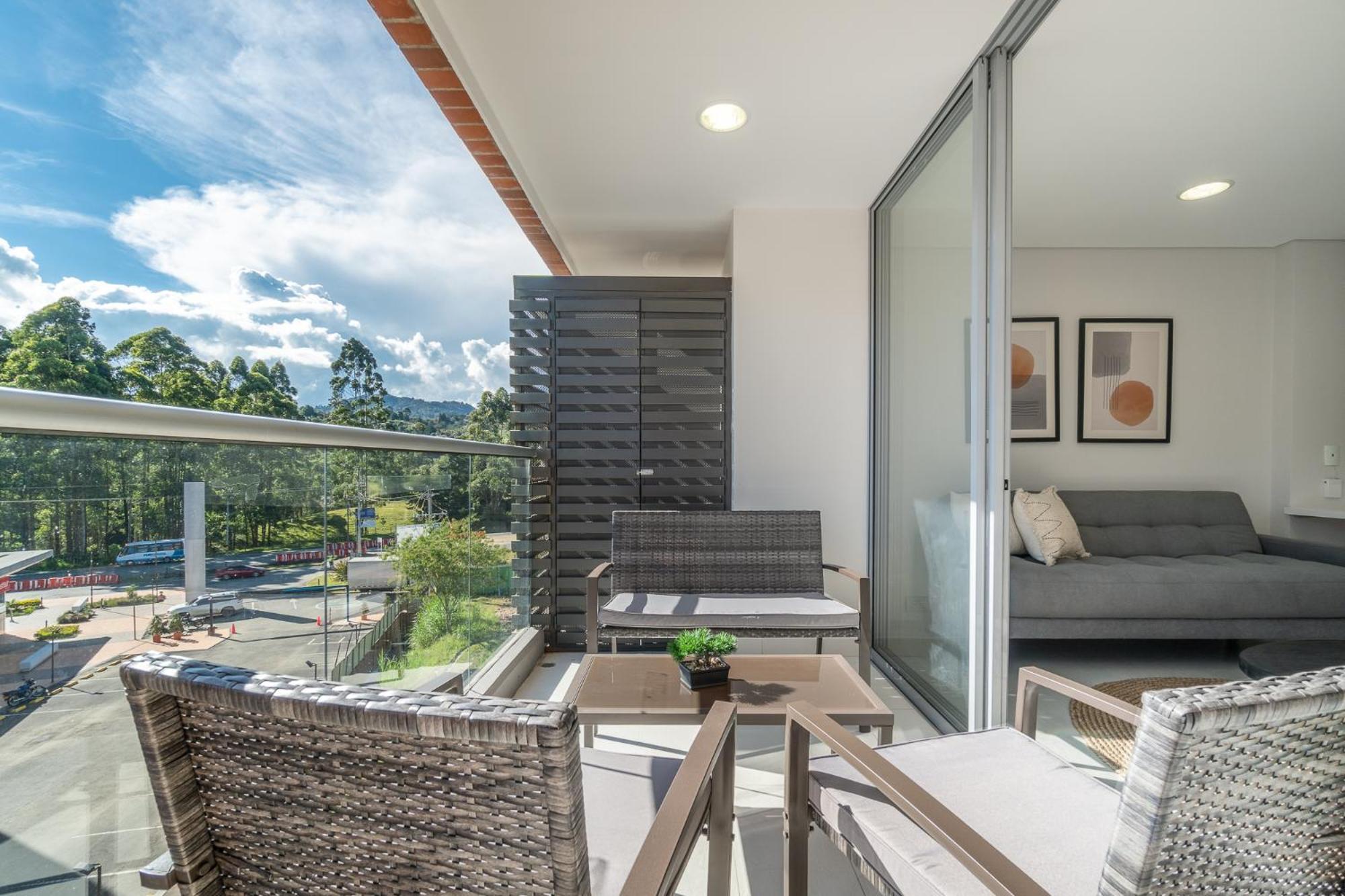 Portanova Suites By Adventu Rionegro Exteriör bild